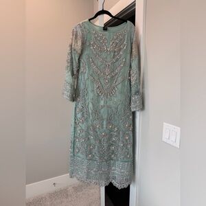 Elegant Embroidered 3 piece Pakistani fancy outfit * brand new